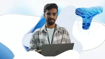 Mężczyzna z laptopem